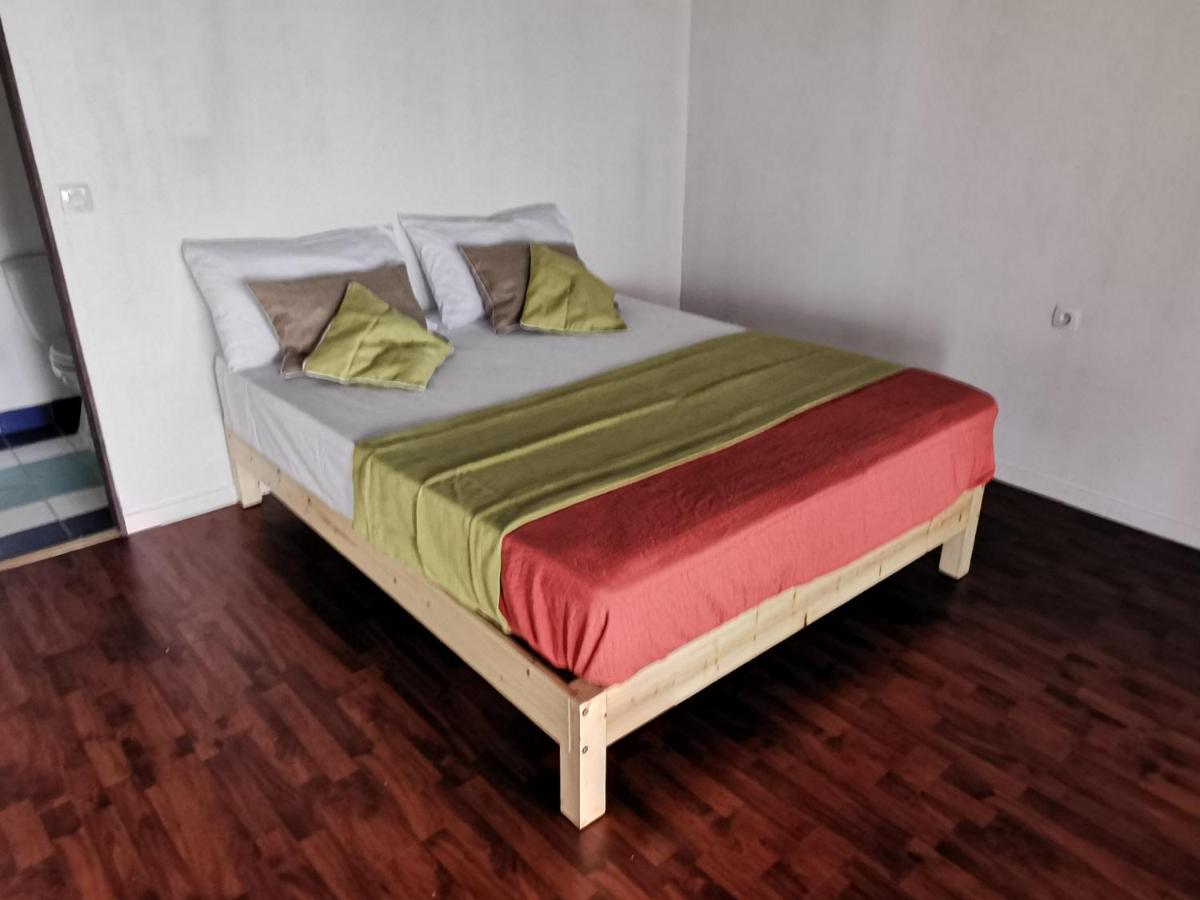 Aotera Guest House أفاتورو المظهر الخارجي الصورة