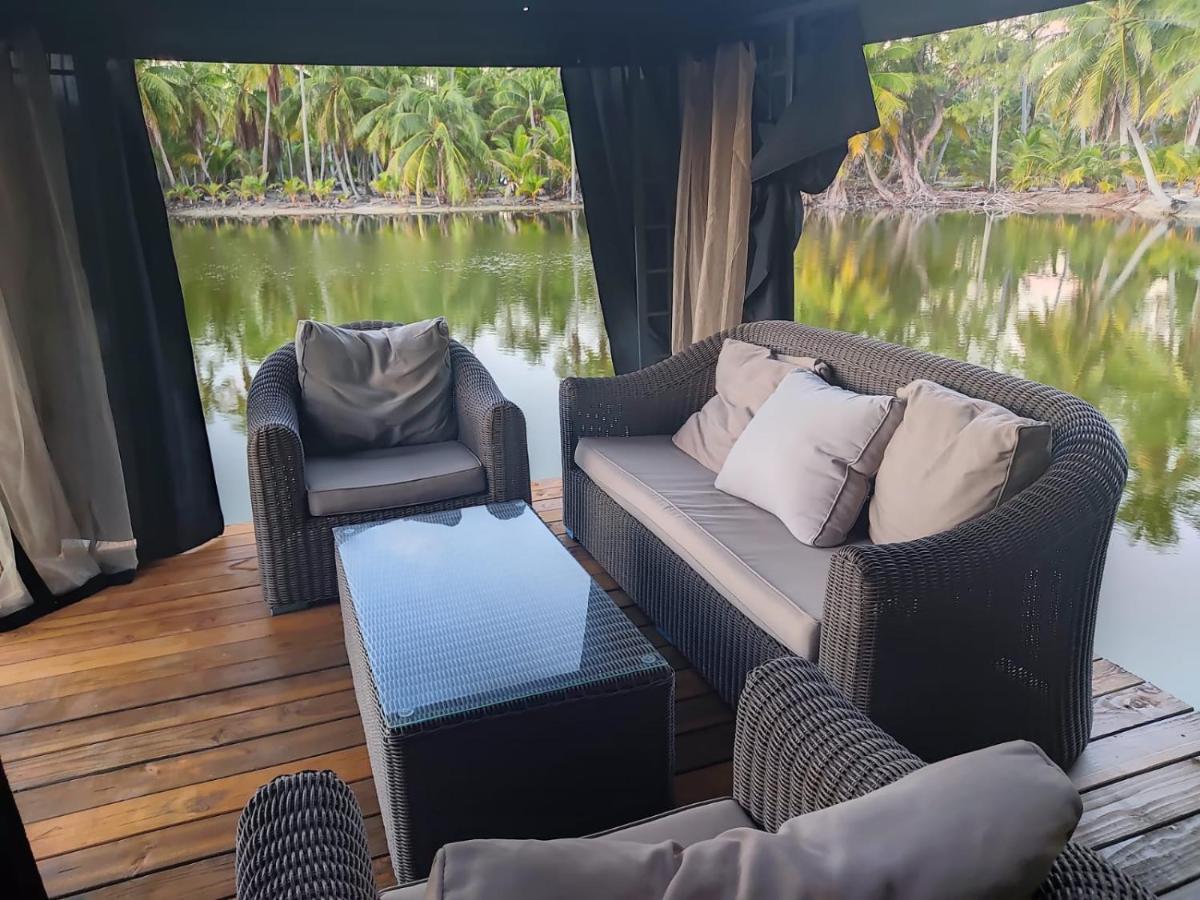 Aotera Guest House أفاتورو المظهر الخارجي الصورة
